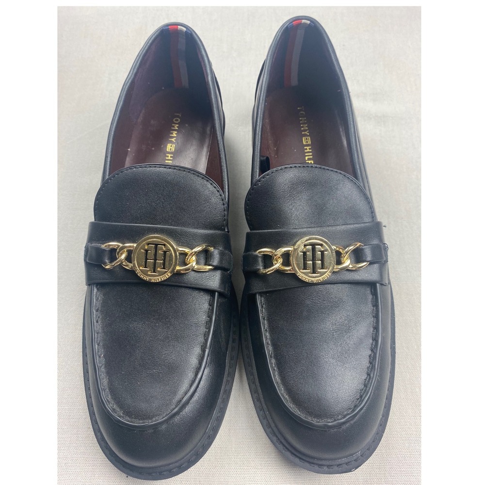Tommy Hilfiger Terina Black Loafers Gold Chain Logo Medallion Flats 8.5